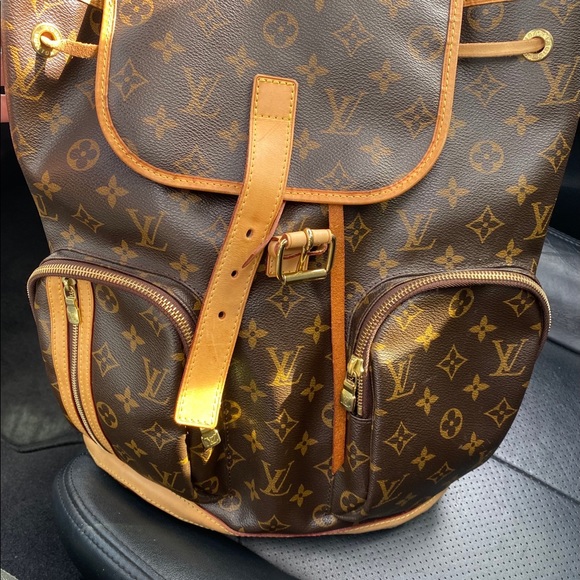 Used Louis Vuitton Bosphore Backpack - Picture 7 of 10